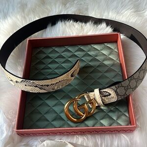 Gucci belt in like new condition